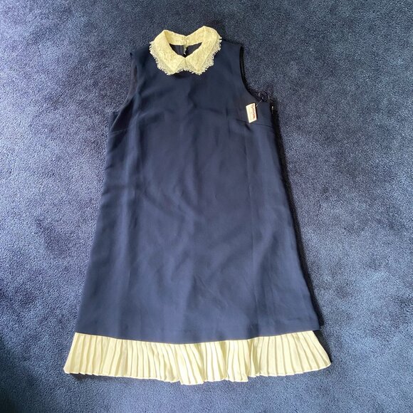 NWT $169+ Nanette Lepore Lace Peak Collar Shift Dress Navy+Cream Pleated Hem Sz4 - Picture 3 of 4